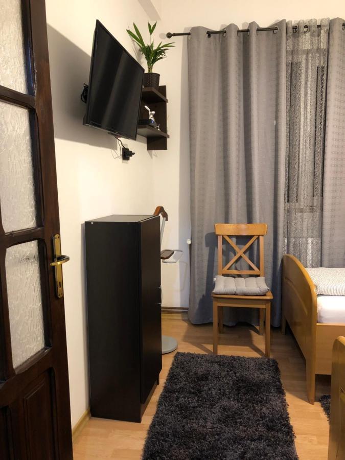 Apartament Basak 2 Leilighet Deva Eksteriør bilde