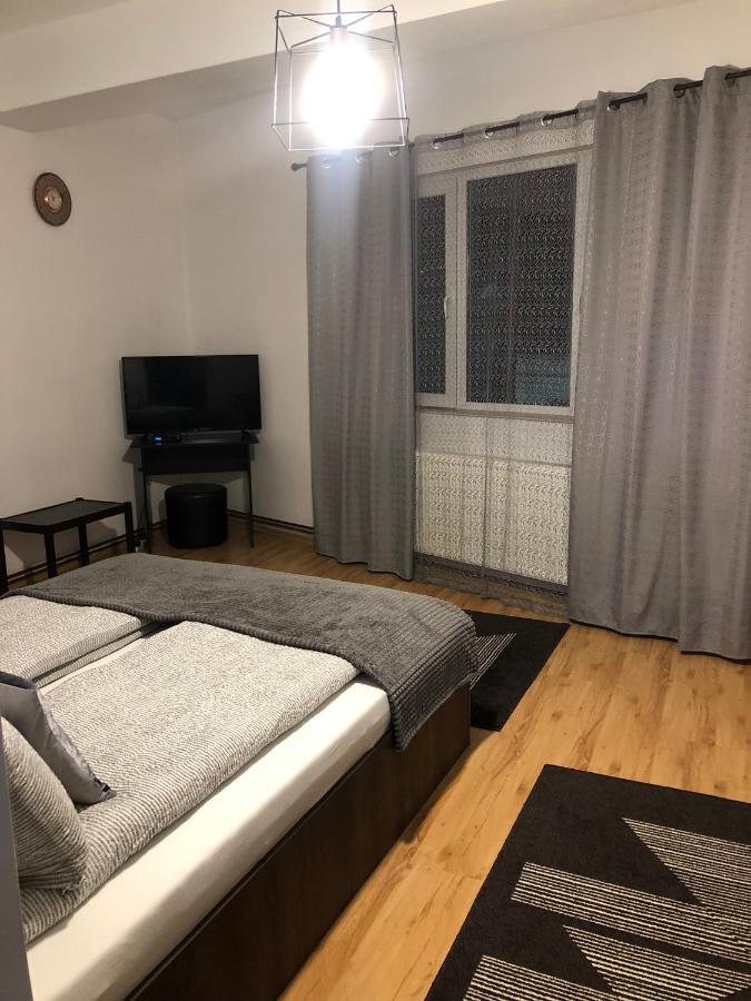 Apartament Basak 2 Leilighet Deva Eksteriør bilde