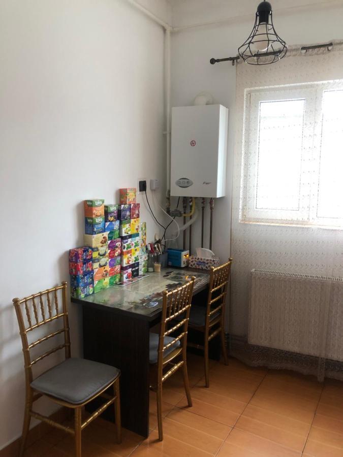 Apartament Basak 2 Leilighet Deva Eksteriør bilde